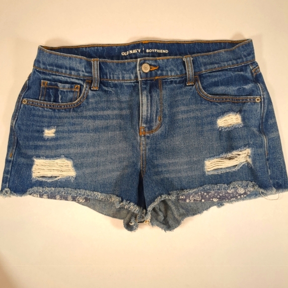 Old Navy Women's Boyfriend Distressed Blue Jean Shorts , Size 6 - Picture 1 of 7